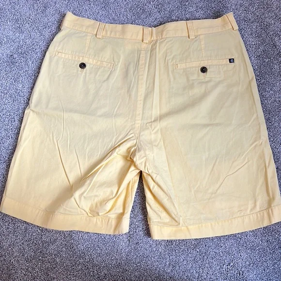 Brooks Brothers shorts - Picture 4 of 4